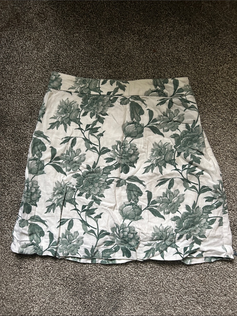 Abercrombie & Fitch Green and White Floral Mini Skirt